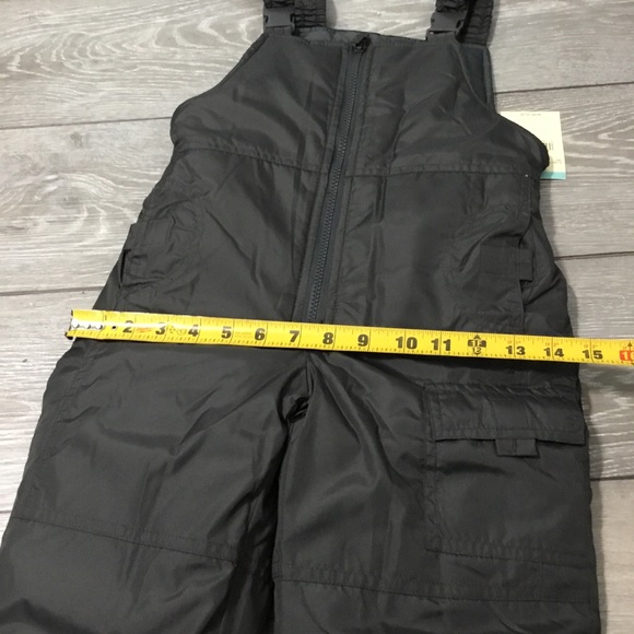 NWT OshKosh B’gosh Bib Snow Suit Overalls size 5 Gray Unisex - Picture 7 of 9
